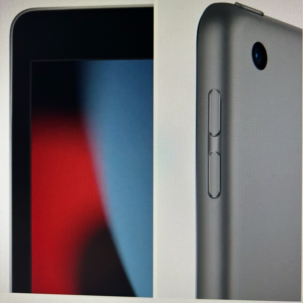 NEW Apple Tablet in Sleek Silver Apple iPad 10.2-inch Wi-Fi 64GB (2021, 9th Gen. - Picture 4 of 4